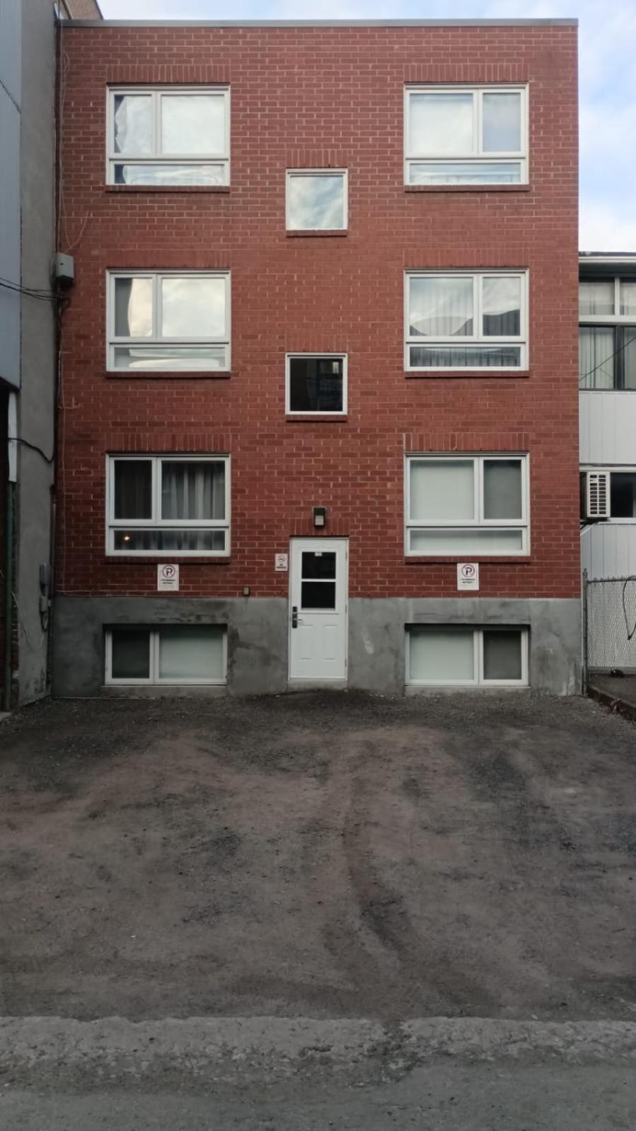 Romantic Studio In The Heart Of Little Italy By Den Stays Montreal Exterior foto